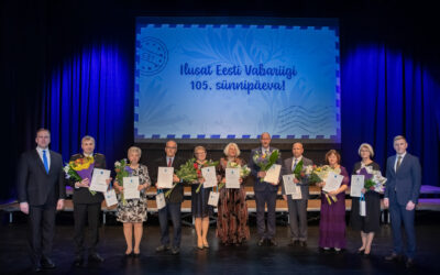 Võrumaa Arenduskeskus jagas Eesti Vabariigi 105. aastapäeva tähistamise eel Võru maakonna kõrgemaid autasusid