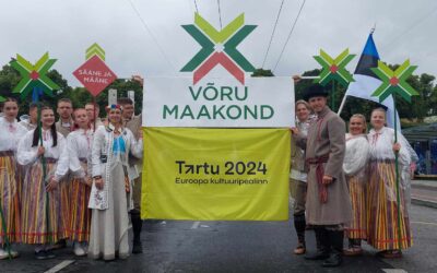 XIII noorte laulu- ja tantsupeol oli Võru maakonna kohalik kultuur au sees